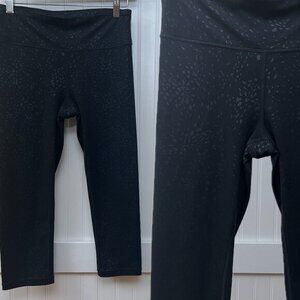 Gap Fit Eclipse Black‎ Splatter Pattern Leggings Animal Print Small Women's